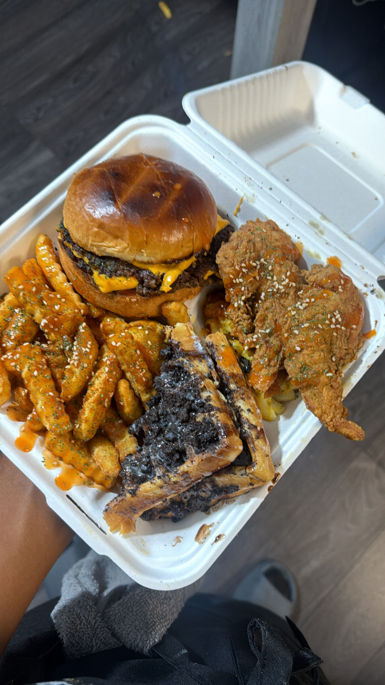 EB Eats Classic Box